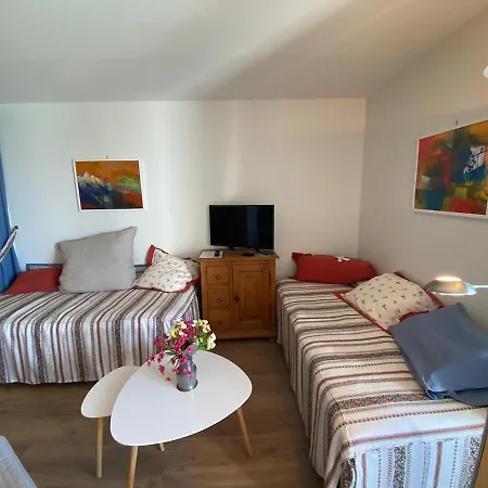 Armorial 51 Apartment